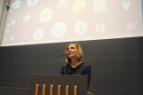 Riksarkivar Inga Bolstad. Foto: Svein-Arne Selvik.